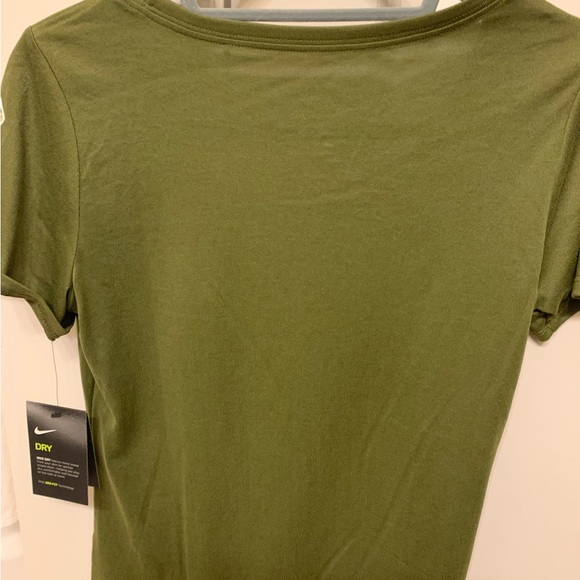Nike Dri-Fit women t-shirt, small size - Picture 14 of 16